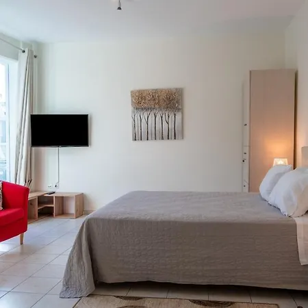 Thalia's By Sh Apartment