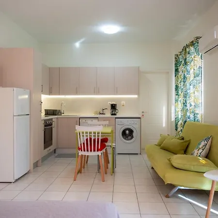 Thalia's By Sh Apartment *