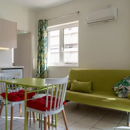 Thalia's By Sh Apartment *